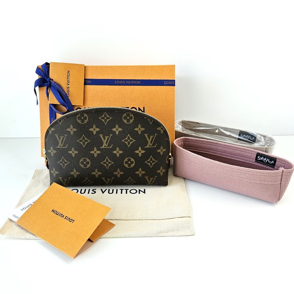 LOUIS VUITTON Cosmetic Pouch MM (Old GM)